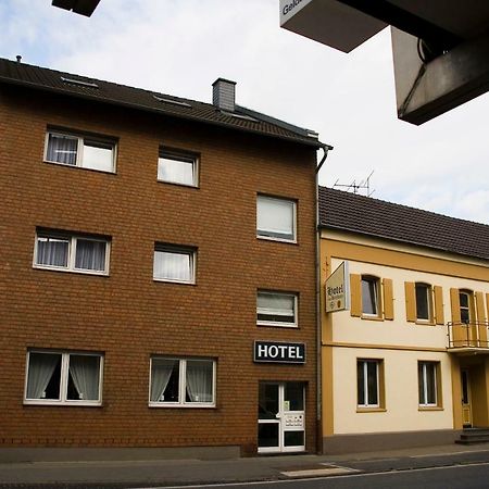 Hotel Zum Schwan Weilerswist Exterior photo