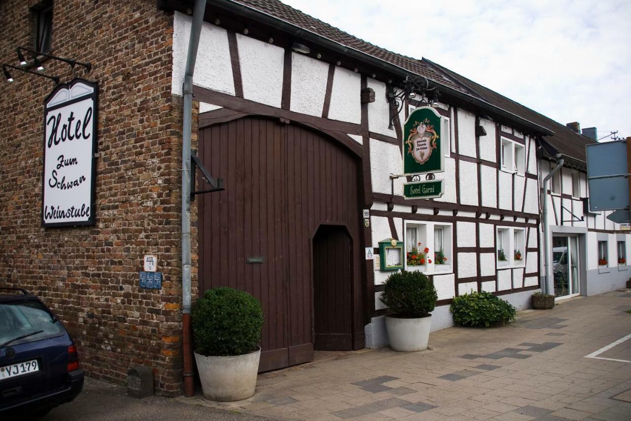 Hotel Zum Schwan Weilerswist Exterior photo